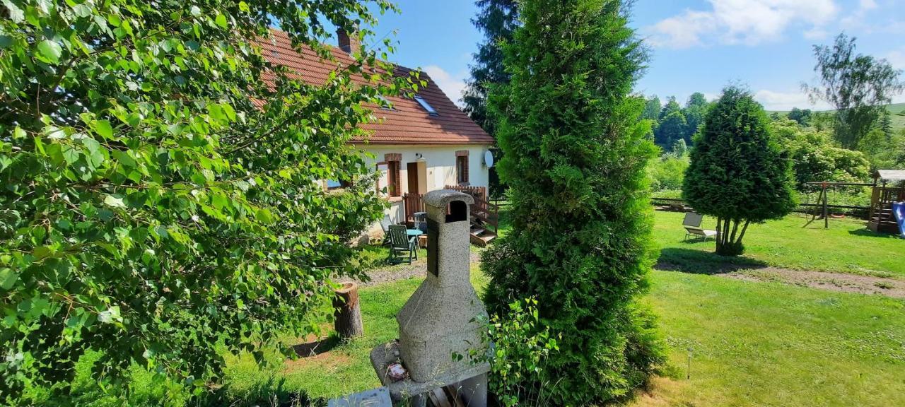 Cottage Bara Bozanov Exterior photo