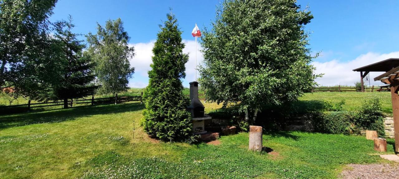 Cottage Bara Bozanov Exterior photo