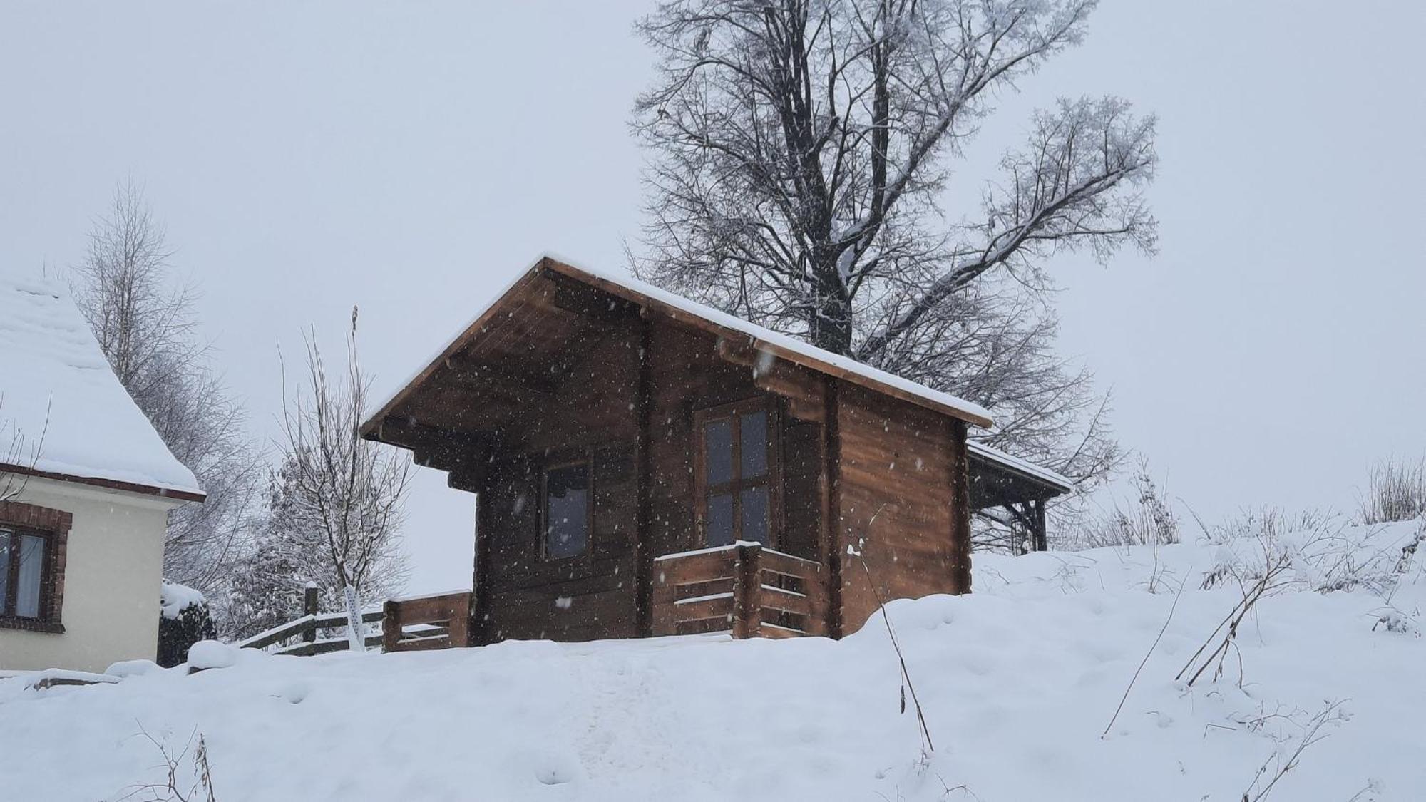 Cottage Bara Bozanov Exterior photo